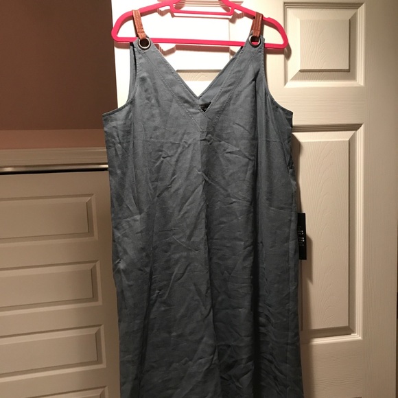 BCBGMaxAzria Dresses & Skirts - BCBG Navy dress